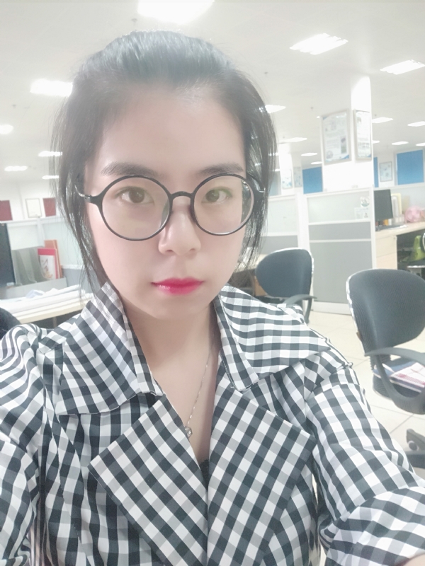 莹莹的第一张照片--石家庄王婆说媒